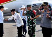 Tiba di Gorontalo, Presiden Jokowi Disambut Penjagub Ismail Pakaya