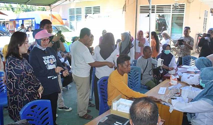 Bupati Merlan Ngantor di Desa, Warga_ Harus Lanjutkan